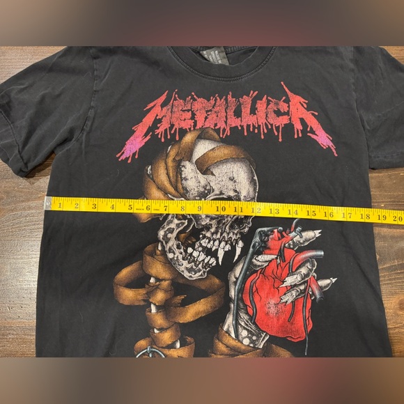 Metallica Heart Explosive Black T-Shirt OFFICIAL - Picture 6 of 7